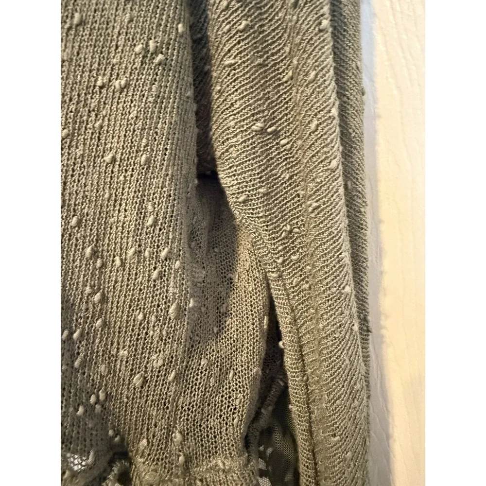 American Eagle Green Lace Long Sleeve Peplum Spring Sweater Women's Size S.